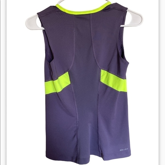 Nike Tennis Dri-Fit Shirt - Picture 4 of 4